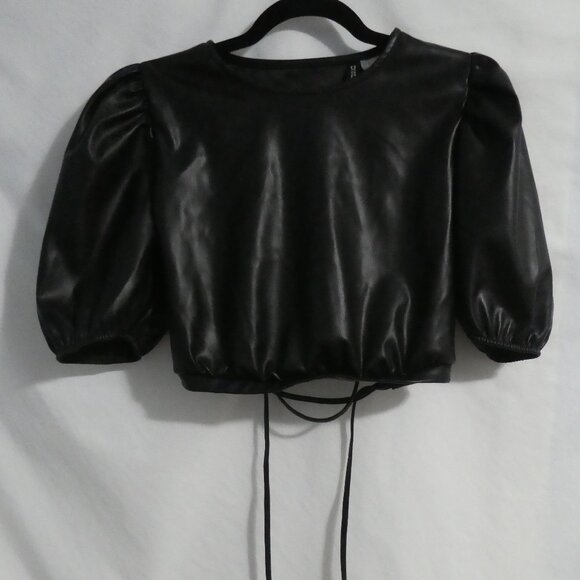 DIVIDED H&M | medium | Black Laced Detail Top | Puff Sleeve NWOT - Picture 1 of 16